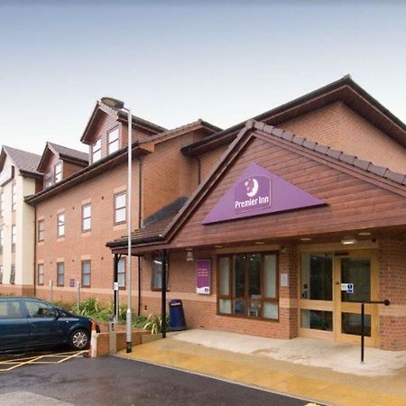 Premier Inn Ripley Ріплі Екстер'єр фото