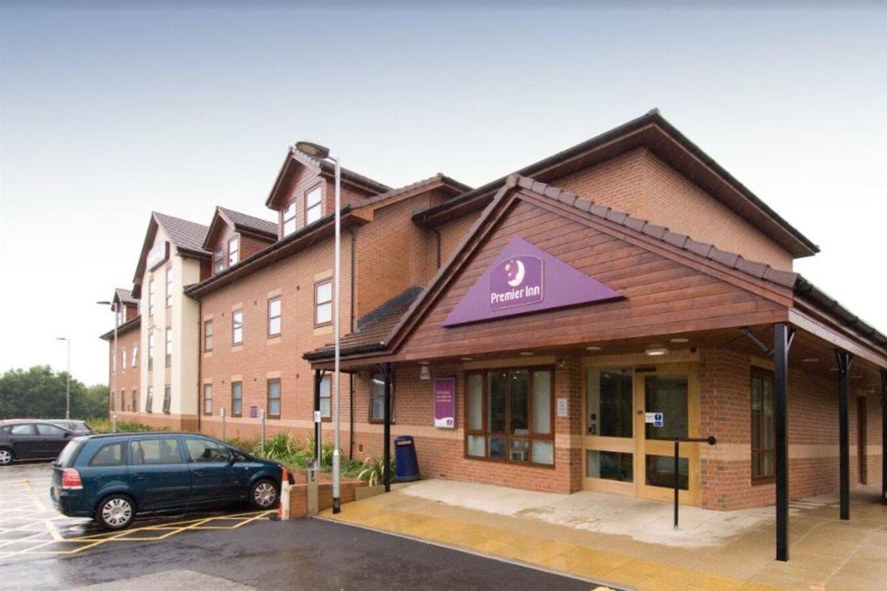 Premier Inn Ripley Ріплі Екстер'єр фото