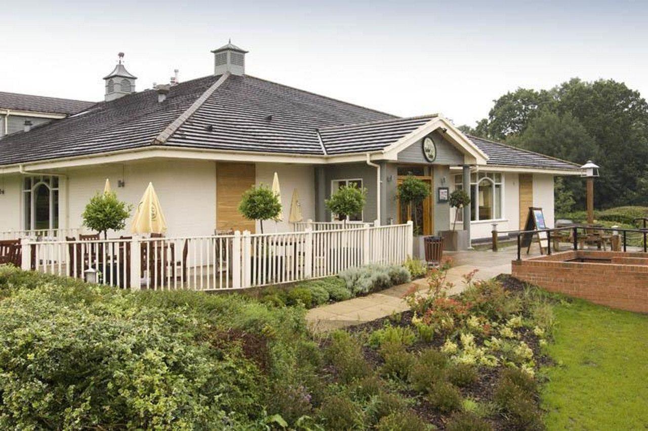 Premier Inn Ripley Ріплі Екстер'єр фото
