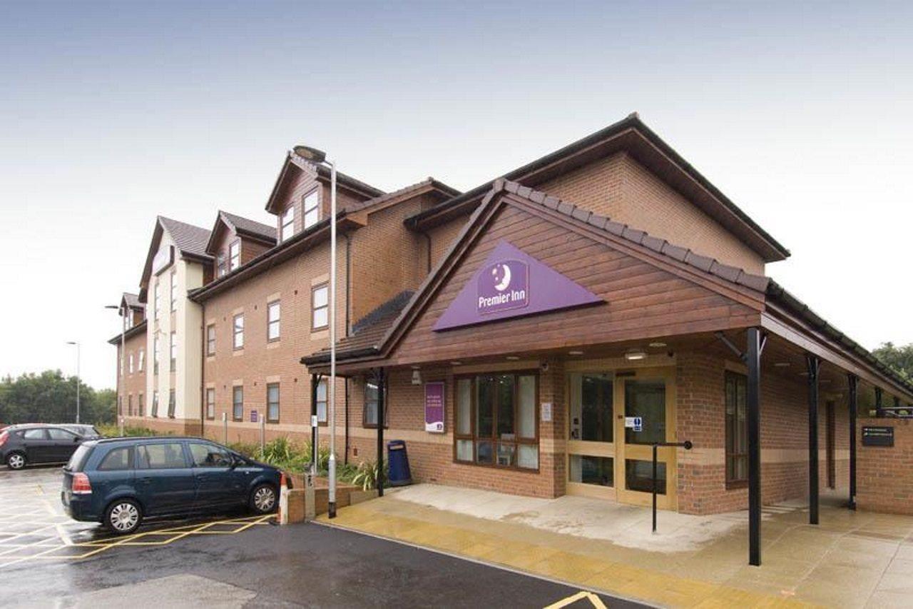 Premier Inn Ripley Ріплі Екстер'єр фото