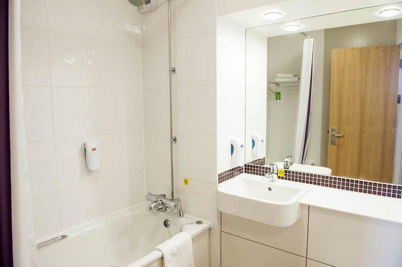 Premier Inn Ripley Ріплі Екстер'єр фото