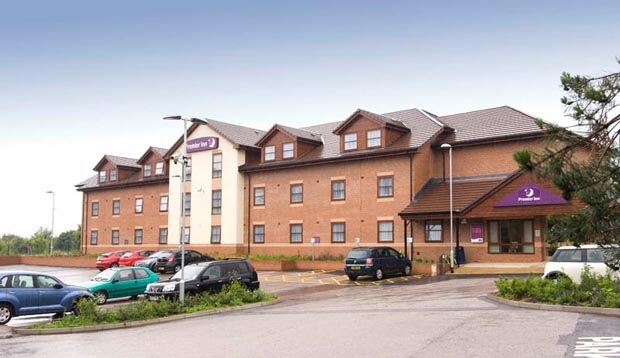 Premier Inn Ripley Ріплі Екстер'єр фото